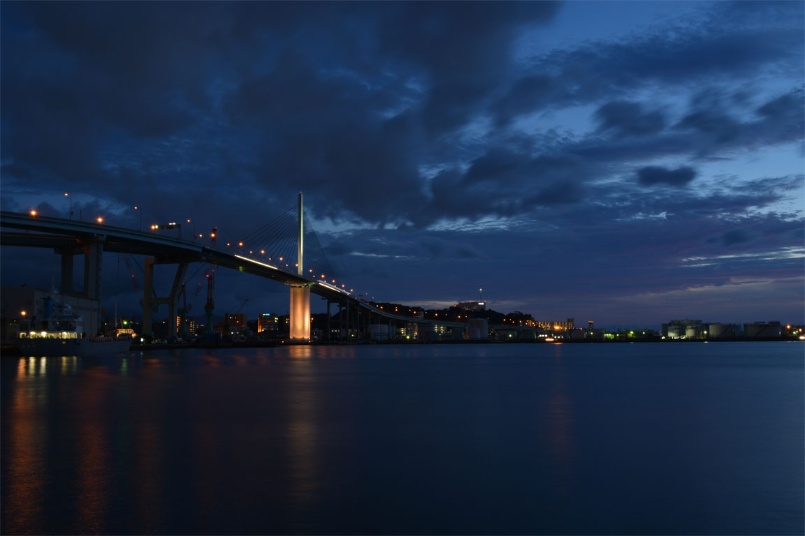 覚えたての一眼レフで撮ったふ頭