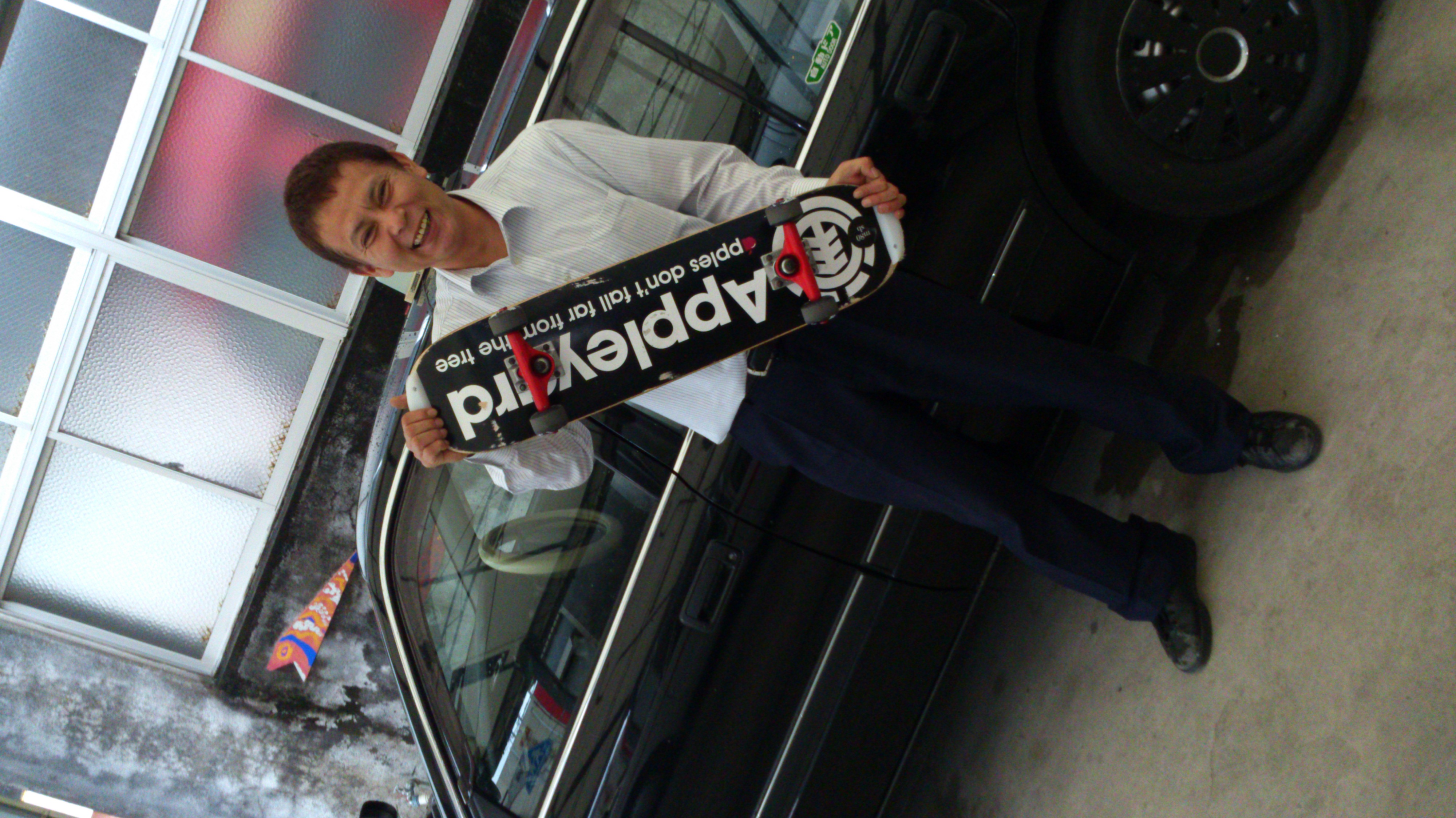 2012年12月。僕は種子島を一人で旅した：スケボーで暇つぶししてたタクシーのおっちゃん