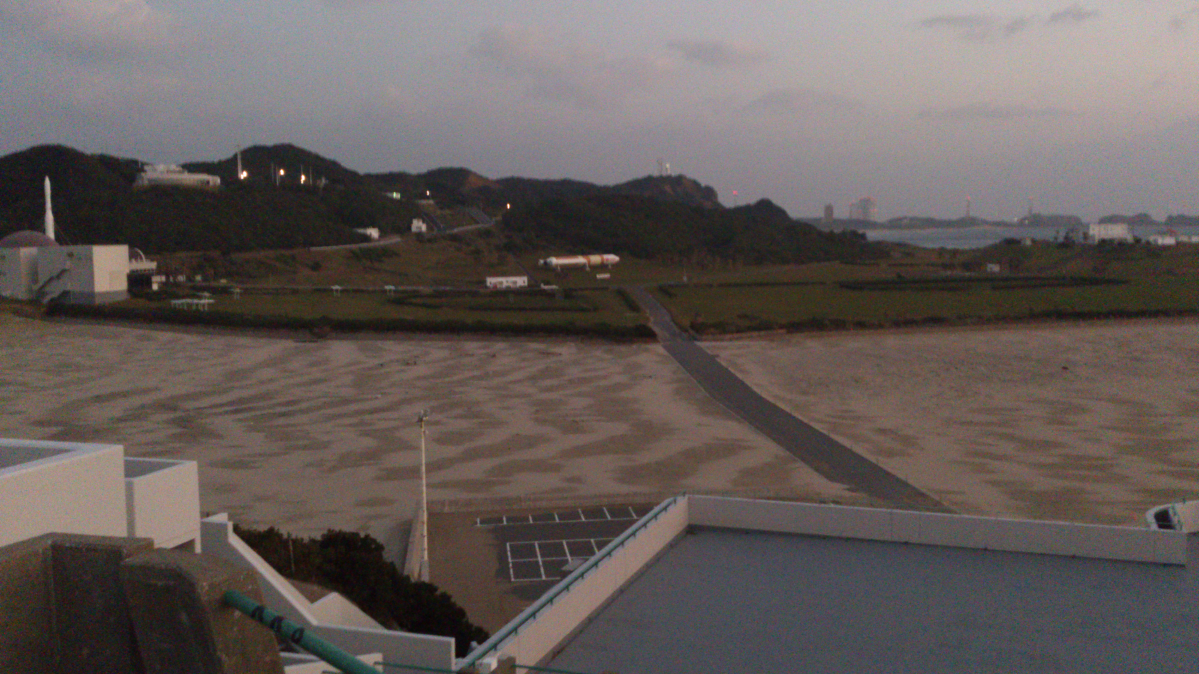 2012年12月。僕は種子島を一人で旅した：竹崎展望台から宇宙ステーションの方を撮影